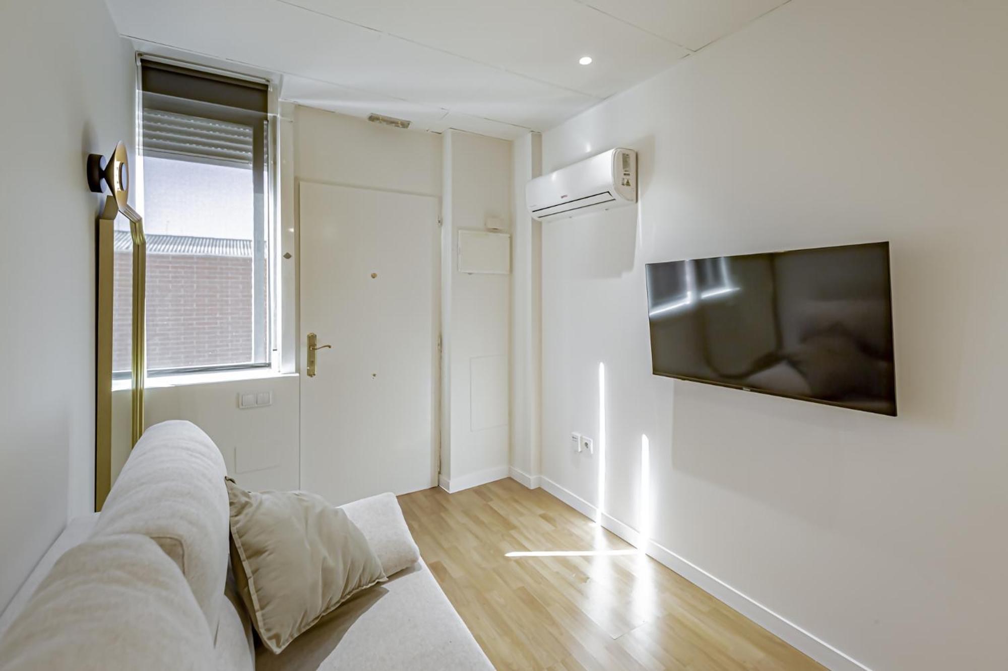 Apartamentos Noviembre Madrid Dış mekan fotoğraf