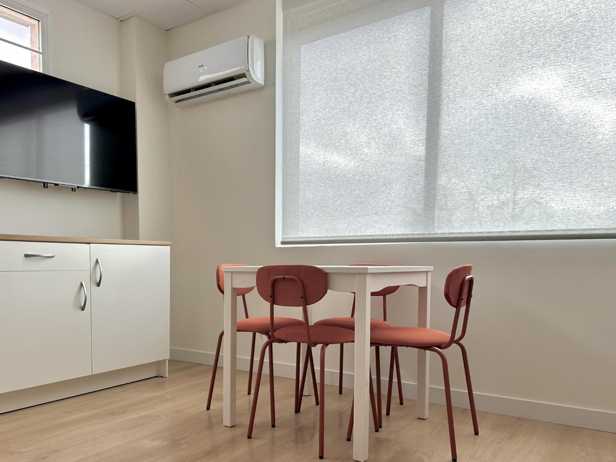 Apartamentos Noviembre Madrid Dış mekan fotoğraf